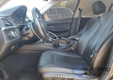 2015 BMW 328 D xDrive z USA, uszkodzony, nr VIN WBA3D5C58FK290696